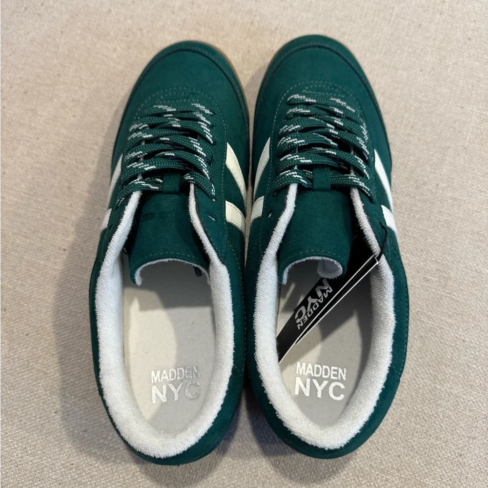Steve Madden NYC Women's Low Top Faux Suede Sneakers, Emerald Green, Sz 10, NWT - Picture 7 of 9